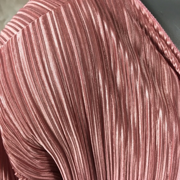 See new listing - Picture 7 of 9